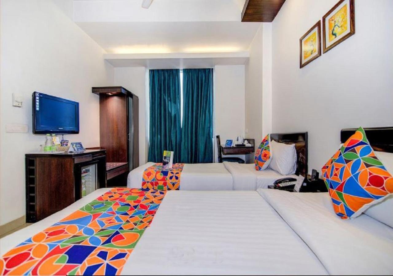 Hotel Rockland Panchsheel Enclave Nuova Delhi Esterno foto