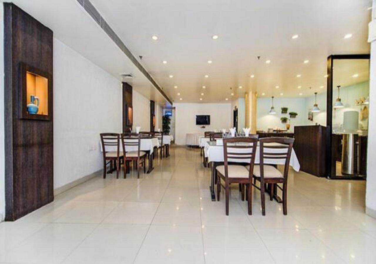 Hotel Rockland Panchsheel Enclave Nuova Delhi Esterno foto