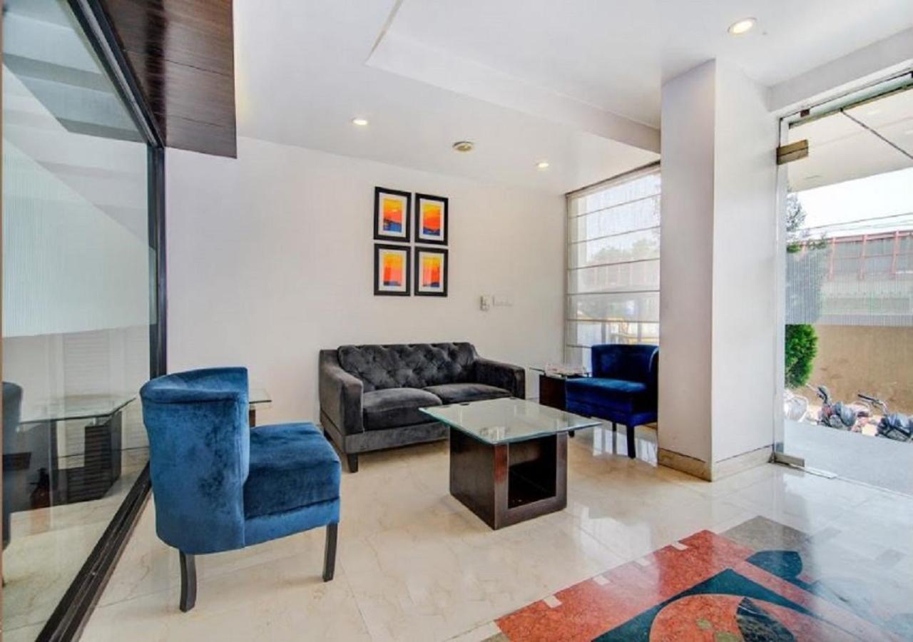 Hotel Rockland Panchsheel Enclave Nuova Delhi Esterno foto